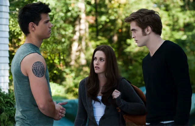 Все различия между книгами и фильмами «Сумерки»