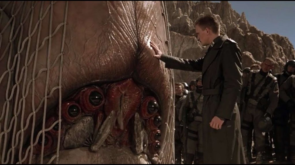 Самые страшные фильмы ужасов про инопланетян и космос