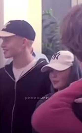 Кто девушка Леона Кемстача: Лунаком или Мария Абрамова?