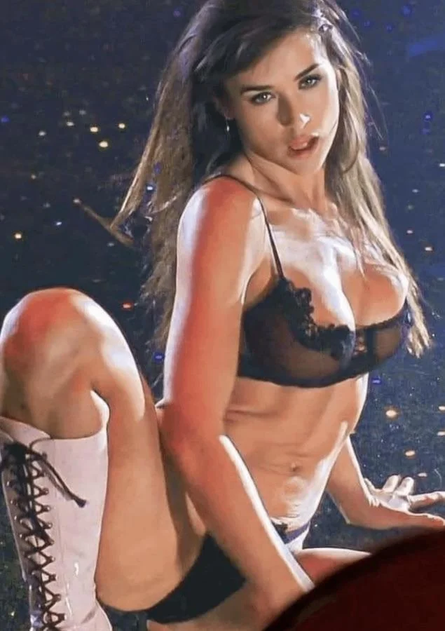 12 лучших фильмов про девушек-стриптизерш