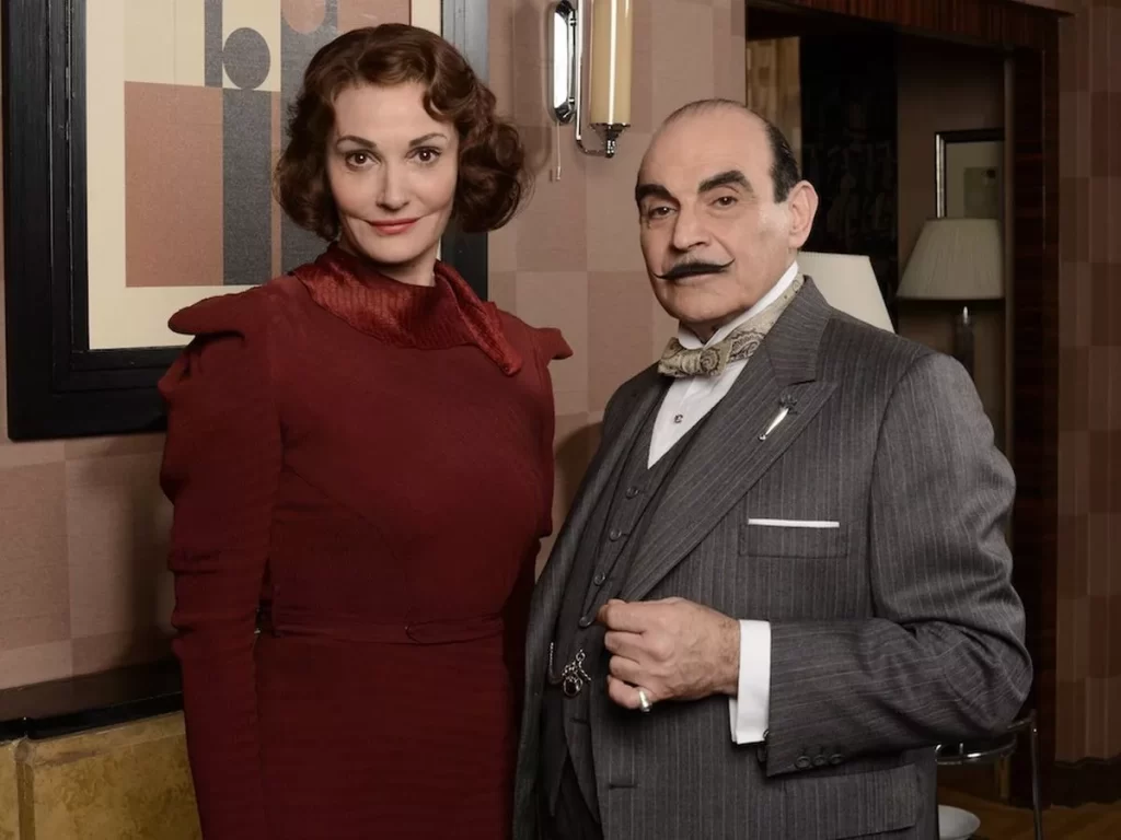 20 сериалов про старую Англию с красивыми женскими персонажами