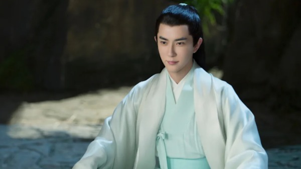 Трагедия в Пекине: актёр Юй Мэнлун ушёл из жизни в 37 лет после падения с высоты