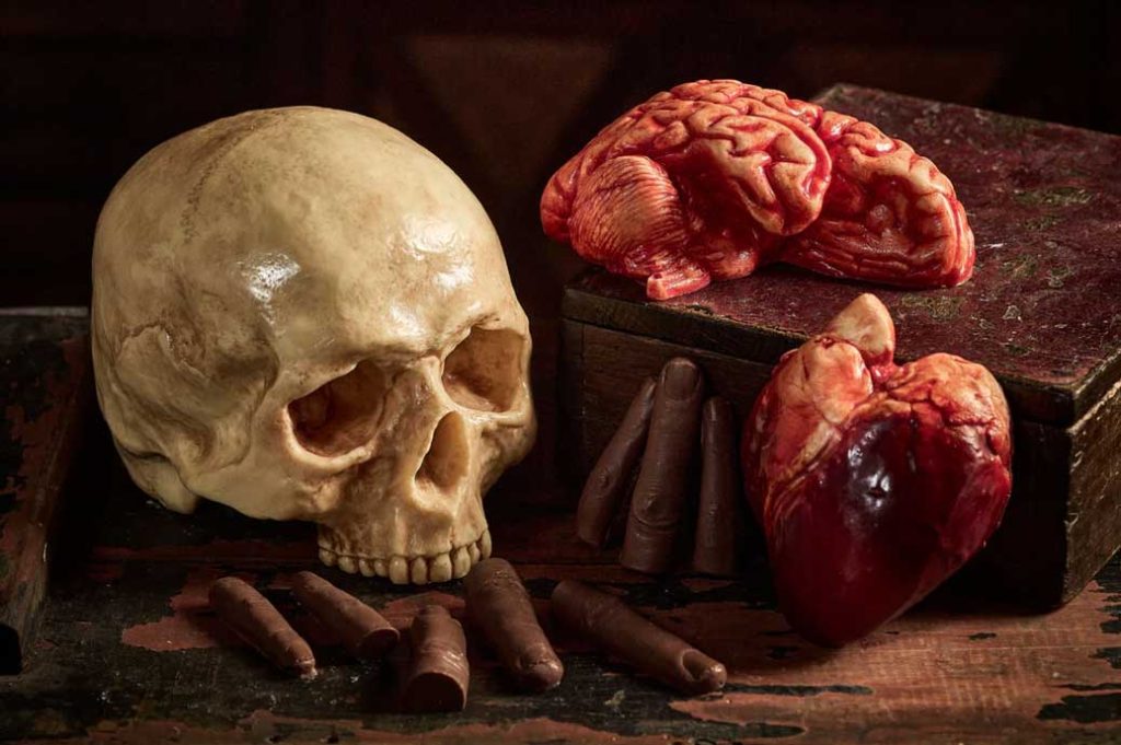 Как Сара Харди создаёт анатомически точные сердца и черепа — и они съедобны