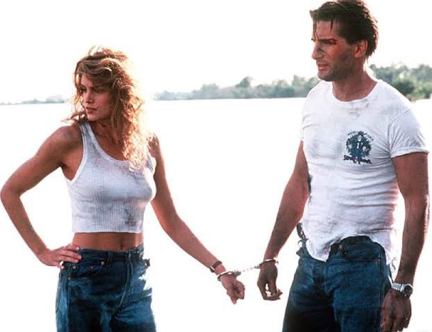 ТОП-14 эротичных фильмов с участием супермоделей