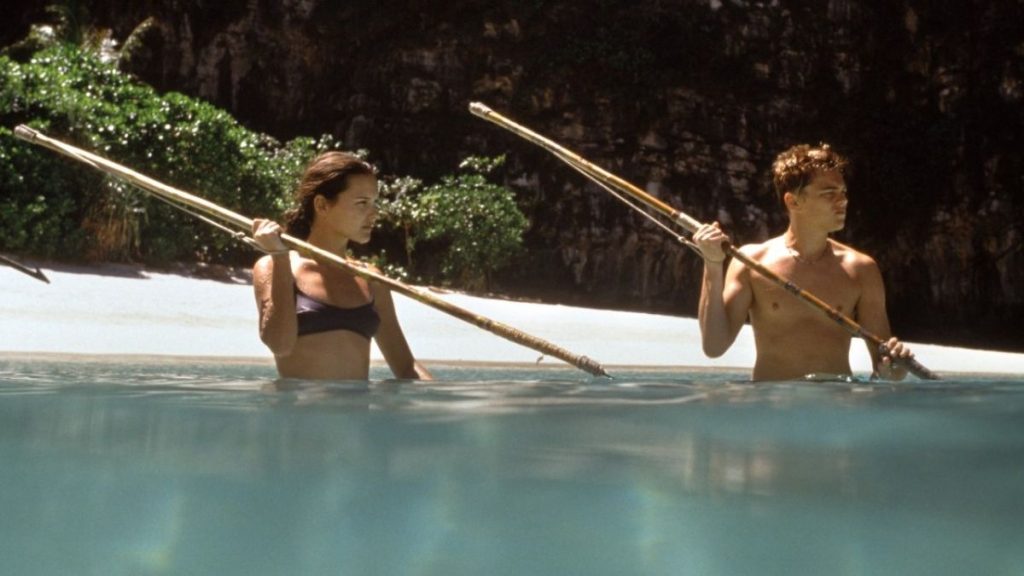 16 фильмов с сексуальными красотками в бикини