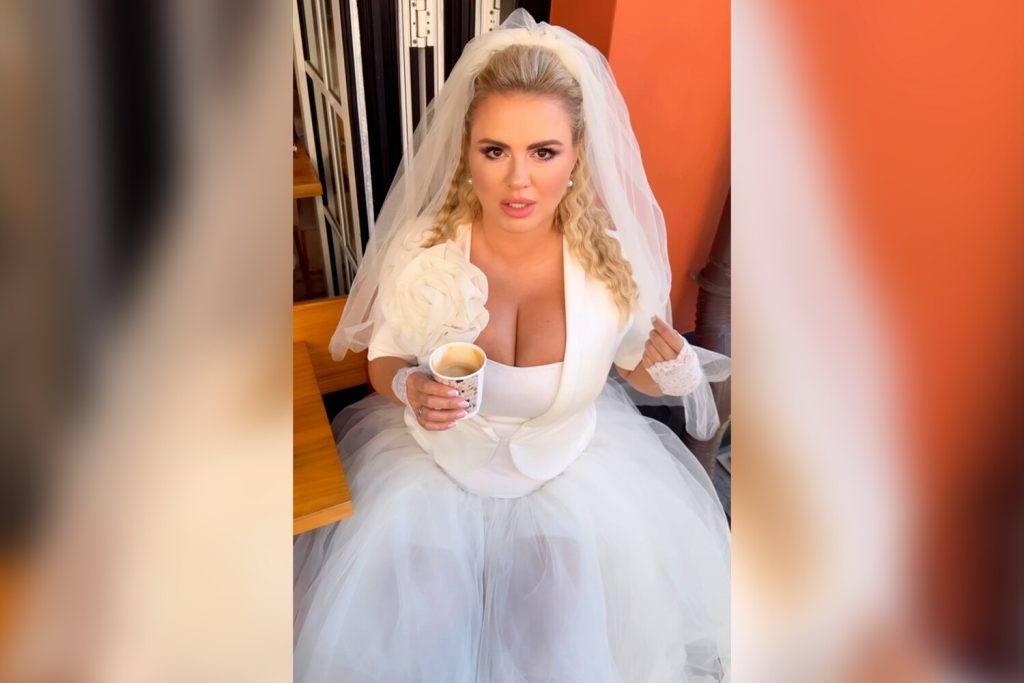 30 лучших фото Анны Семенович, которые взорвали соцсети в 2026 году