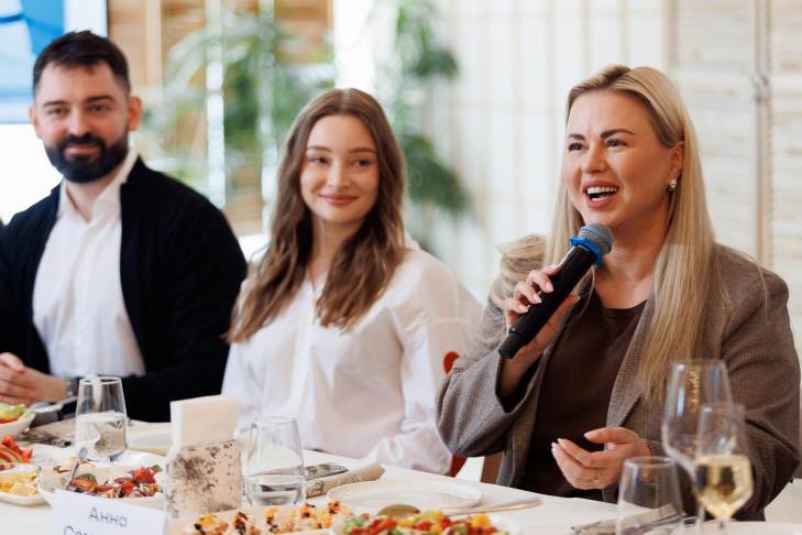 30 лучших фото Анны Семенович, которые взорвали соцсети в 2026 году