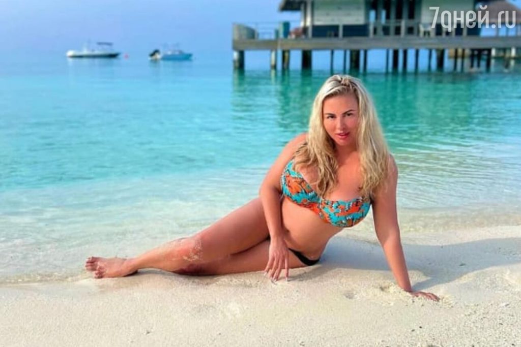 40 лучших фото Анны Семенович 2026 года, которые взорвали соцсети