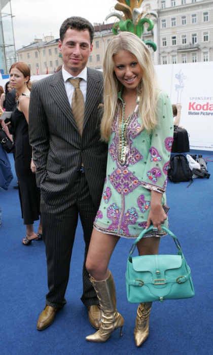 ТОП‑30 архивных фото Ксении Собчак - как она выглядела в молодости