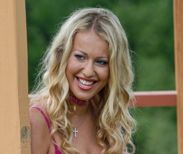 ТОП‑30 архивных фото Ксении Собчак - как она выглядела в молодости