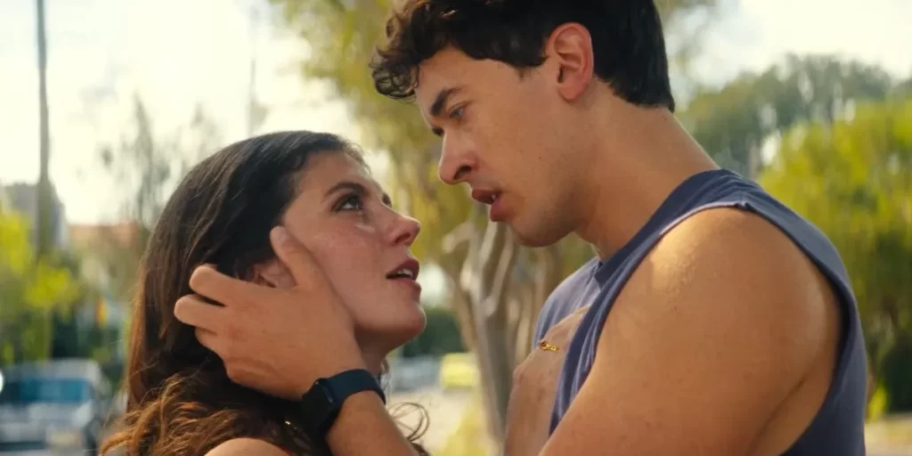 ТОП-10 сцен фильма «Отпуск на двоих»: обнажённые чувства Эмили Бейдер