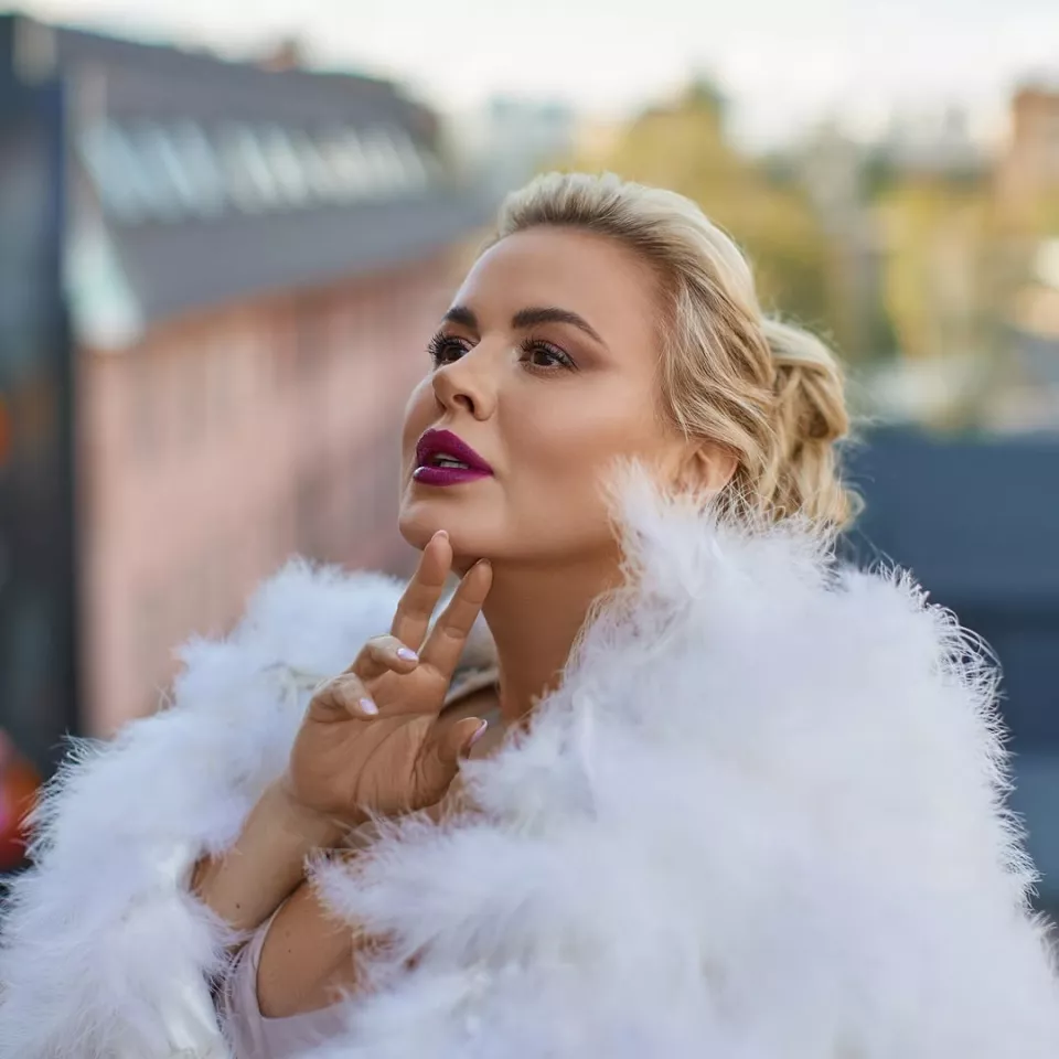 30 лучших фото Анны Семенович, которые взорвали соцсети в 2026 году