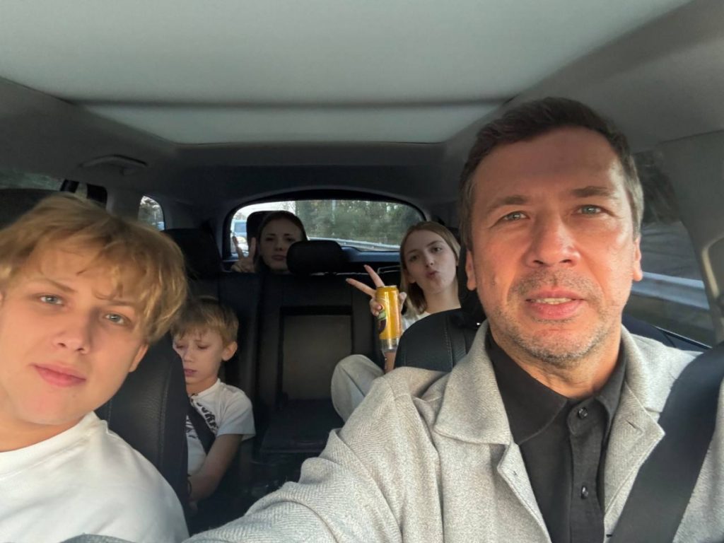 Жена Андрея Мерзликина: Анна Осокина, развод, четверо детей и что известно сейчас