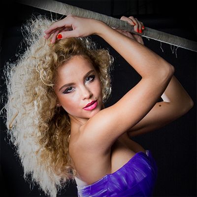 От стрип-клуба до Паттайи: 30 фото Юлии Реутовой