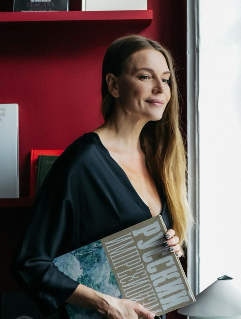 30 фото Любови Толкалиной 2026 года, которые взорвали соцсети