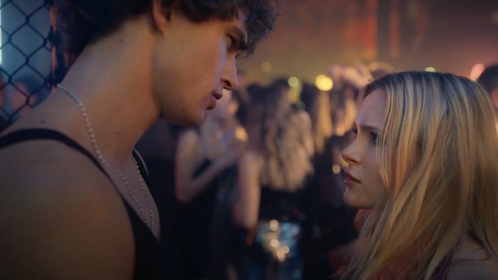 15 фильмов, где красивая школьница влюбляется в «плохого» парня