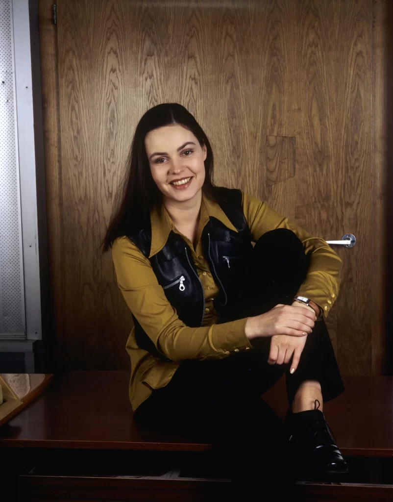 Екатерина Андреева в молодости: 20 архивных фото красивой ведущей