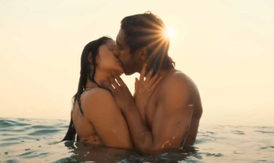 ТОП-15 скандальных сцен индийского кино