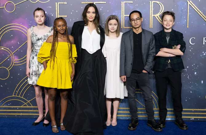 25 актрис Голливуда с красивыми семьями и множеством детей