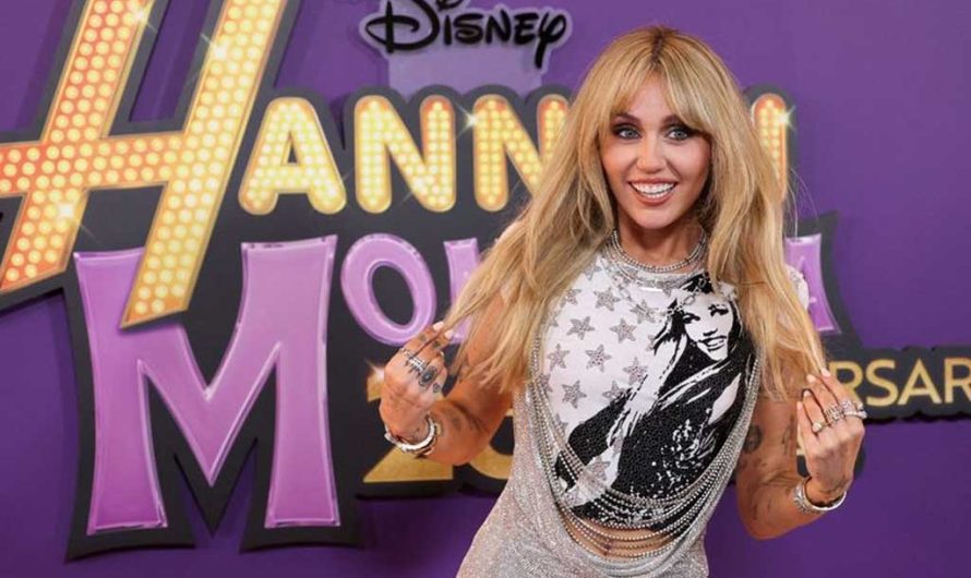 Майли Сайрус с мамой и партнёром на премьере спецвыпуска «Ханны Монтаны» — смотрите фото