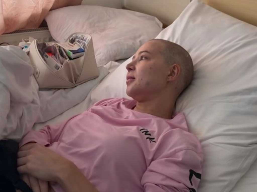 12 фото Лерчек после прохождения химиотерапии, которые обсуждают все