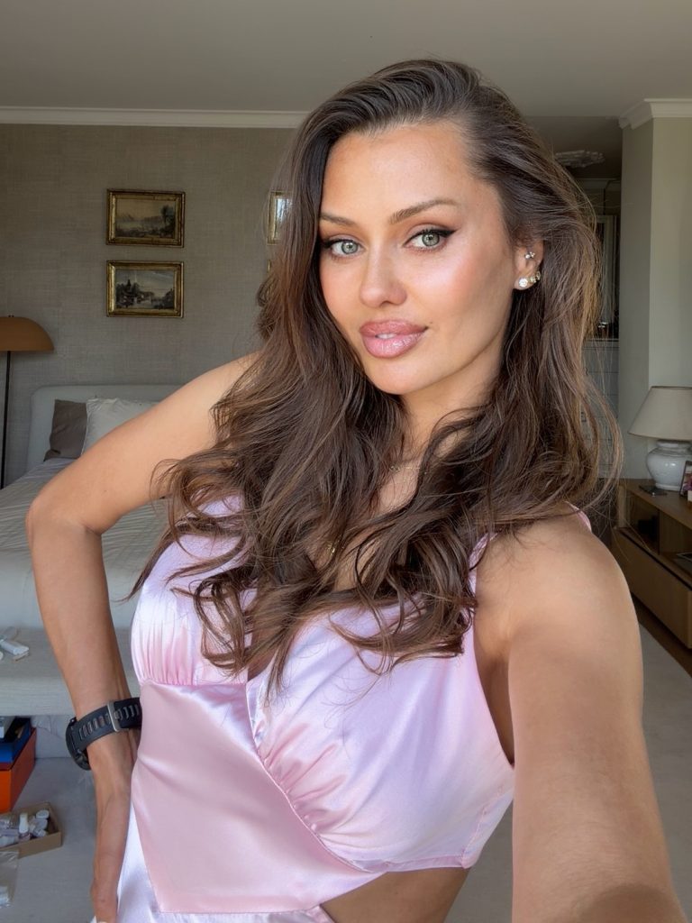 20 скандальных фото блогерши Виктории Бони (2026)