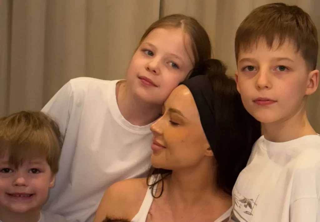 12 фото Лерчек после прохождения химиотерапии, которые обсуждают все