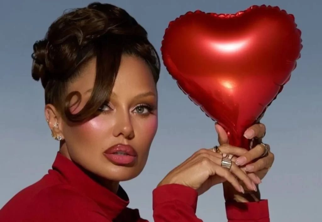 20 скандальных фото блогерши Виктории Бони (2026)