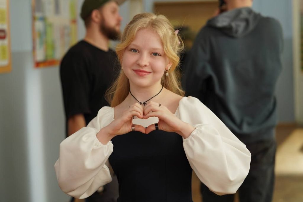 16 смелых образов 13‑летней Евы Смирновой — фото