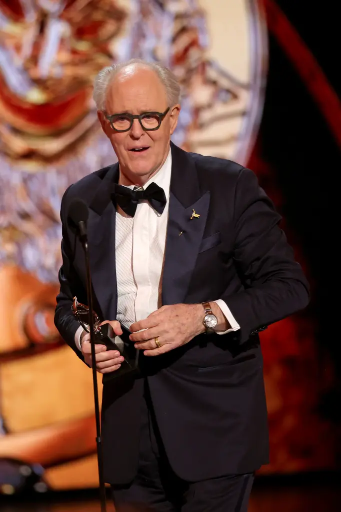Tony Awards 2026: «Смерть коммивояжера» установил рекорд, а Лесли Мэнвилл и Джон Литгоу вошли в историю