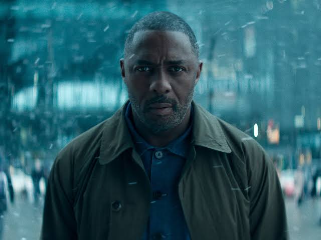 Лучшие зарубежные детективные сериалы 2025–2026: 10 историй с тайнами и расследованиями
